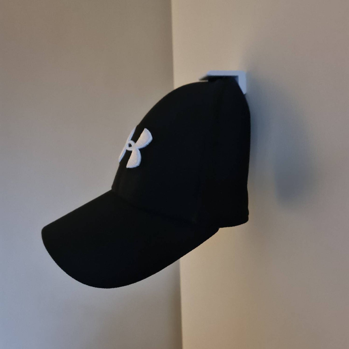 Wall-Mounted Baseball Cap Hanger - Hat Display Bracket Set